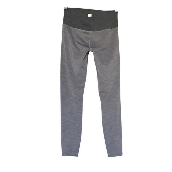 Vuori Lux Rib Studio Legging Women’s Size S Heather Gray - Picture 3 of 8